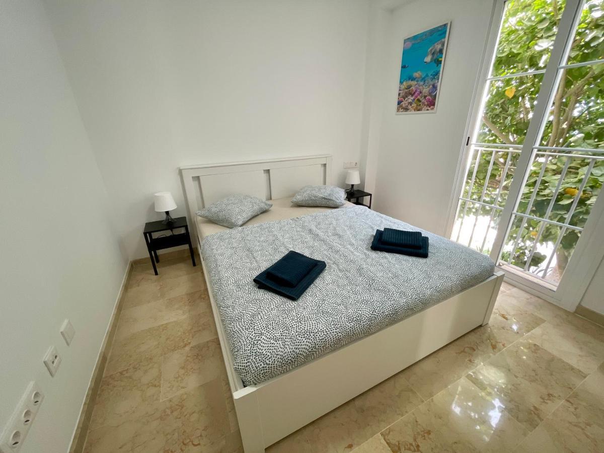 Top Sea View Apartment - 7 Minutes To Sotogrande Castillo de Sabinillas Exterior photo