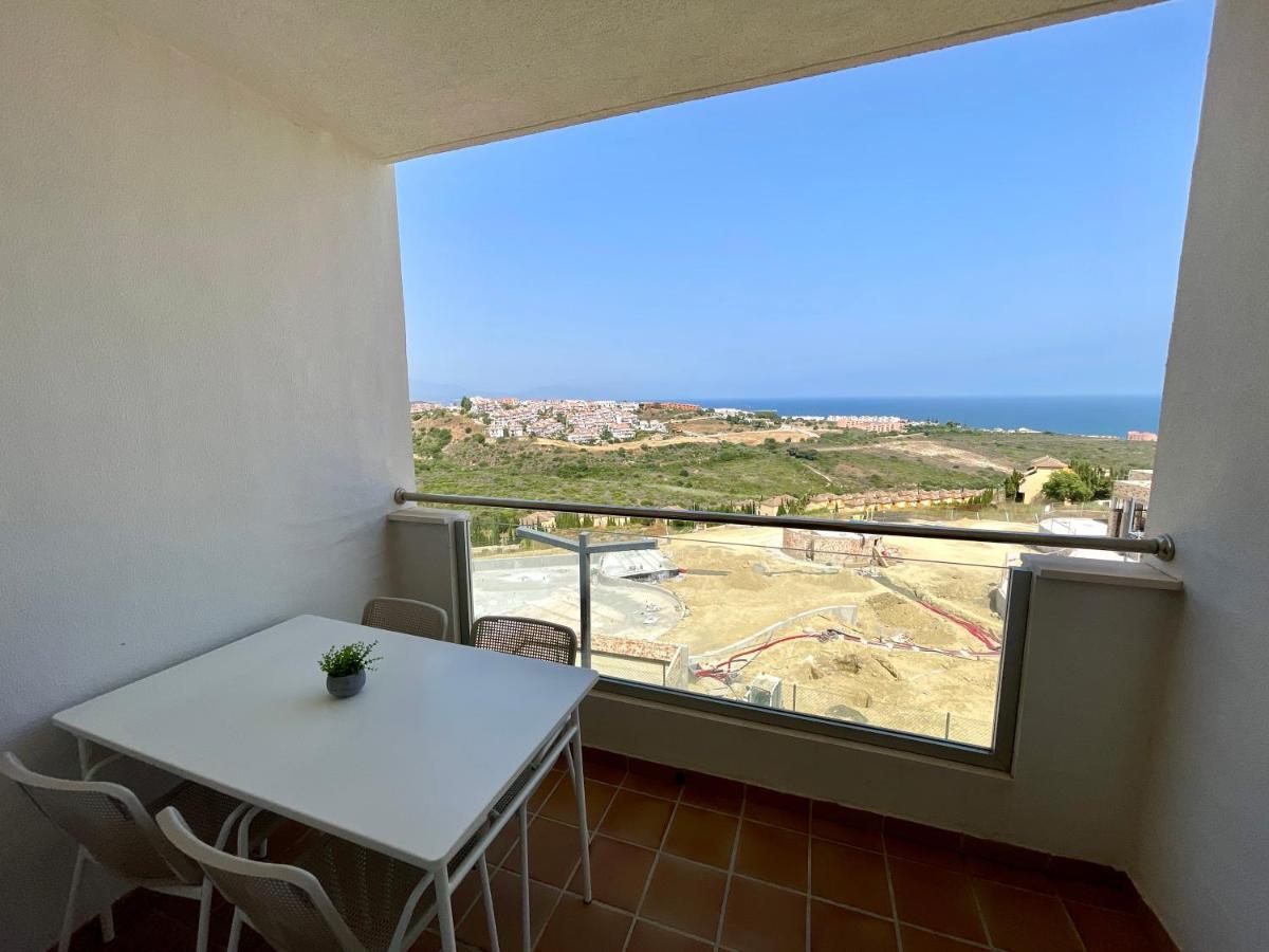 Top Sea View Apartment - 7 Minutes To Sotogrande Castillo de Sabinillas Exterior photo